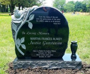 Piatră memorială curbată de trandafiri curbate Xingyan